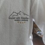 Toptan Nakışlı Otel Bornozu